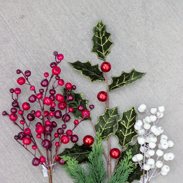 ARTIFICIAL CHRISTMAS STEMS/PICKS