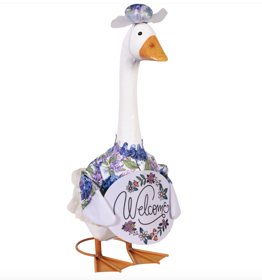 Porch Goose Outfit, Hydrangea