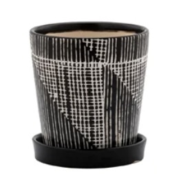 Diagonal Black Plaid Pot with Saucer 4"