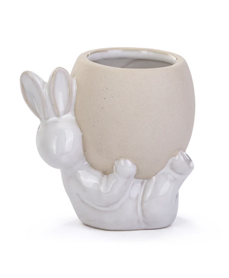 Bunny on Back Planter