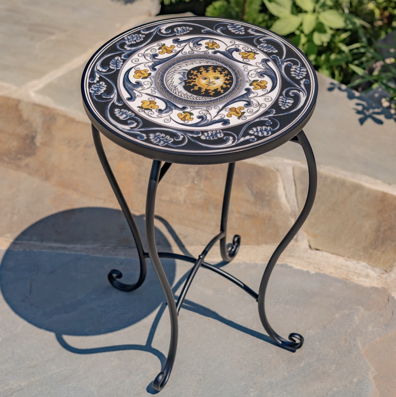 Tall Mosaic Pedestal Plant Stand � Navy / Light Blue / Yellow 22"