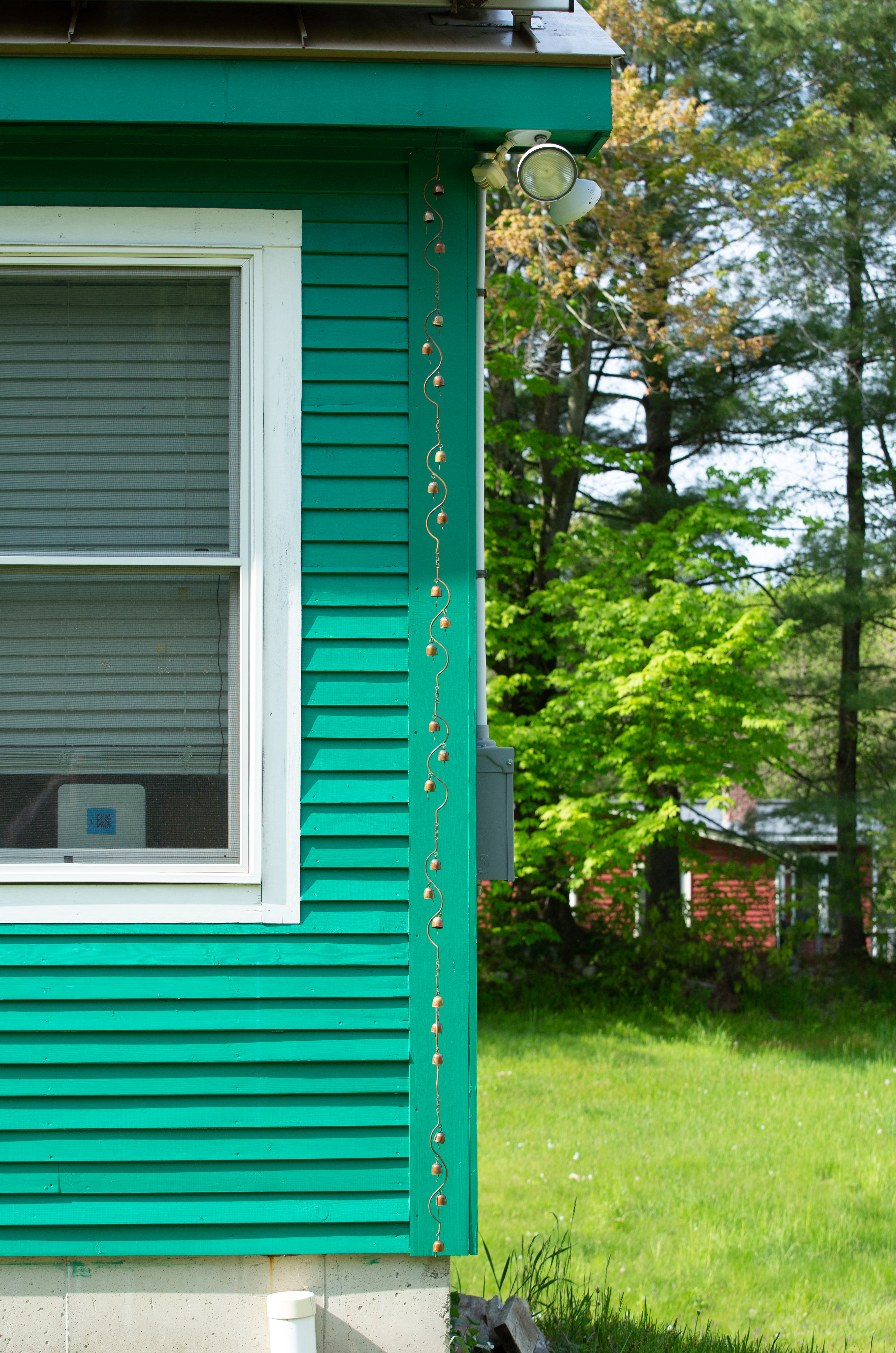 Flamed Bells Spiral Rain Chain