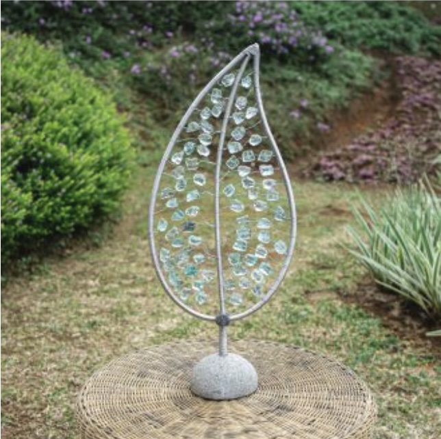 Recycled Glass Leaf Stand 24"H 