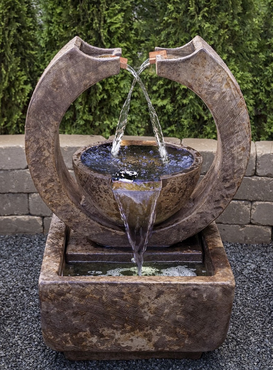 Crescent Two-spill Fountain