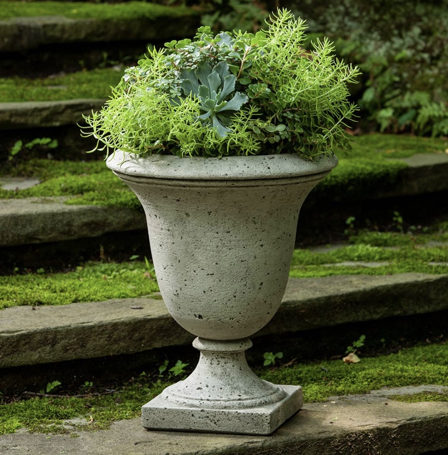 CONCRETE CONTAINER
