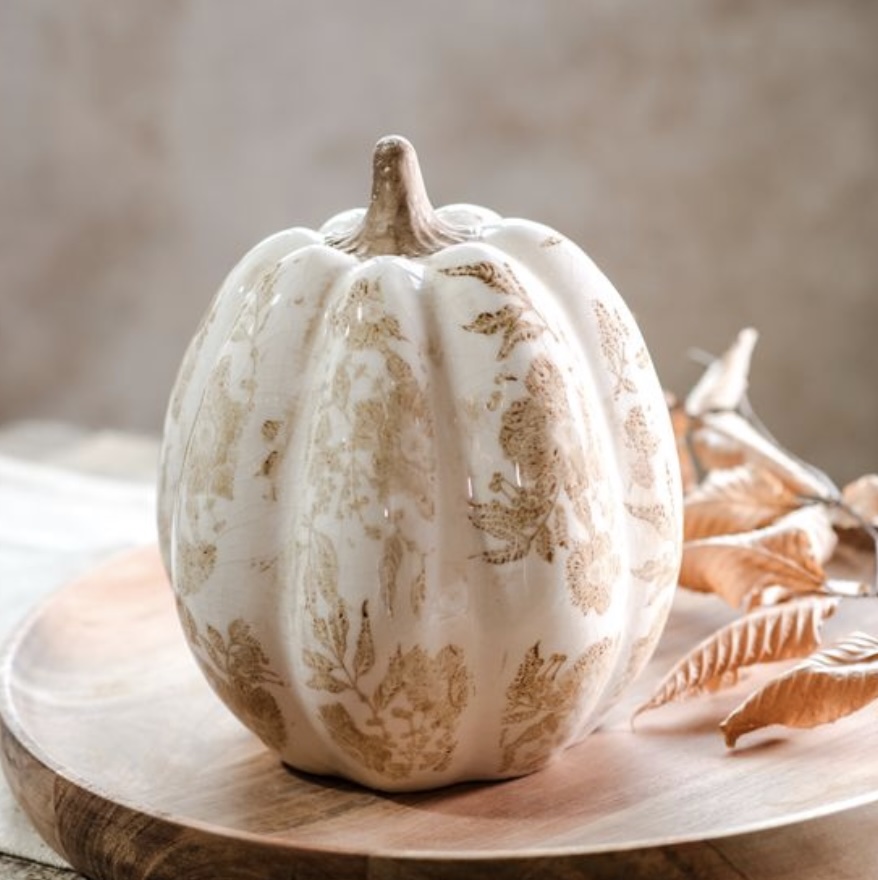 Beige Heirloom Pumpkin 8.75"