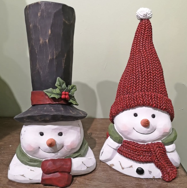 Snowman with Hat 6" x 12" (Sold Separately)