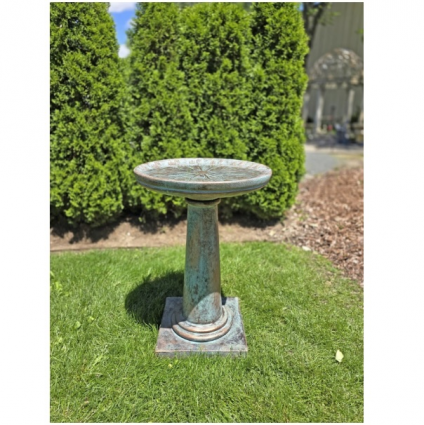 Tulip Bouquet Concrete Birdbath