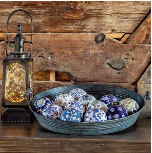 DECORATIVE ITEMS