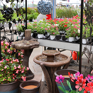 GARDEN DECOR