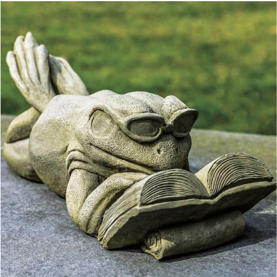 CONCRETE FROG FIGURE