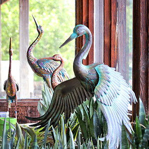 GARDEN DECOR