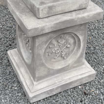 Leaf Motif Concrete Pedestal 9"
