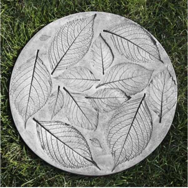 Hydrangea Cast Stone Stepping Stone 17"
