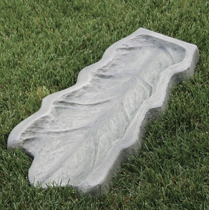 Leaf Cast Stone Splash Block 26"