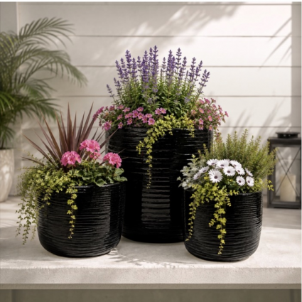 Black Elsie Pot 9.4"