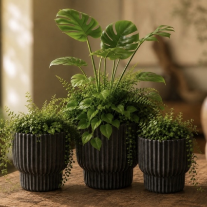 Black Basil Planter 8.9"