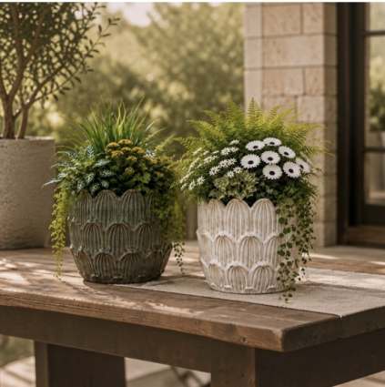 June Planter with Drain Hole & Liner 7.9"