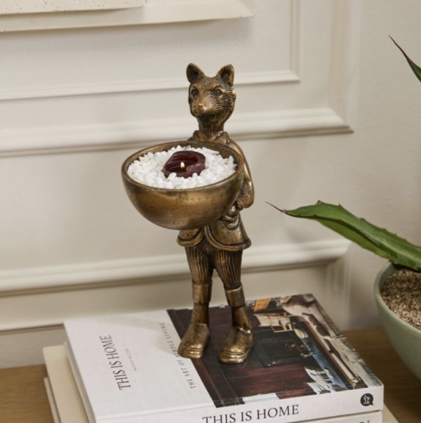 Eloise Fox Dish Stand  6" X 12"
