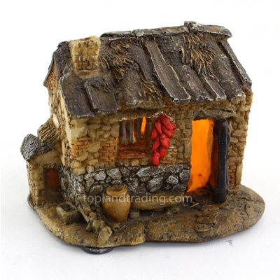 FAIRY HOUSE W/ LIGHT