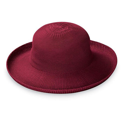 HAT, VICTORIA CRANBERRY