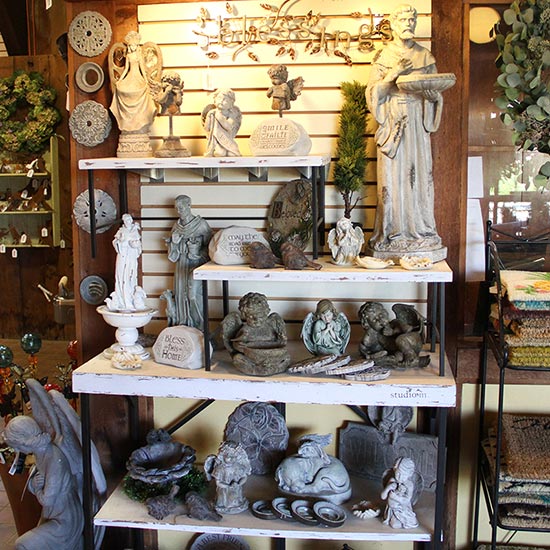 GARDEN DECOR