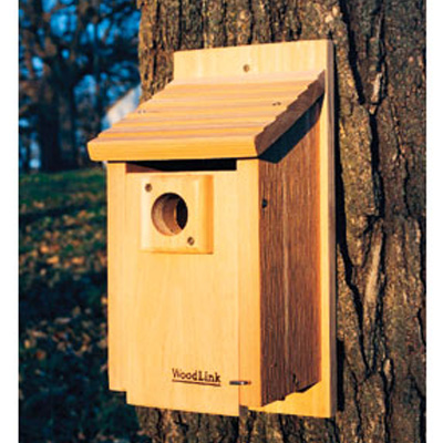 BIRDHOUSE, TRADITIONAL BLUEBIRD