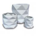 POT, TILTED TRIANGLE WHITE 4"W