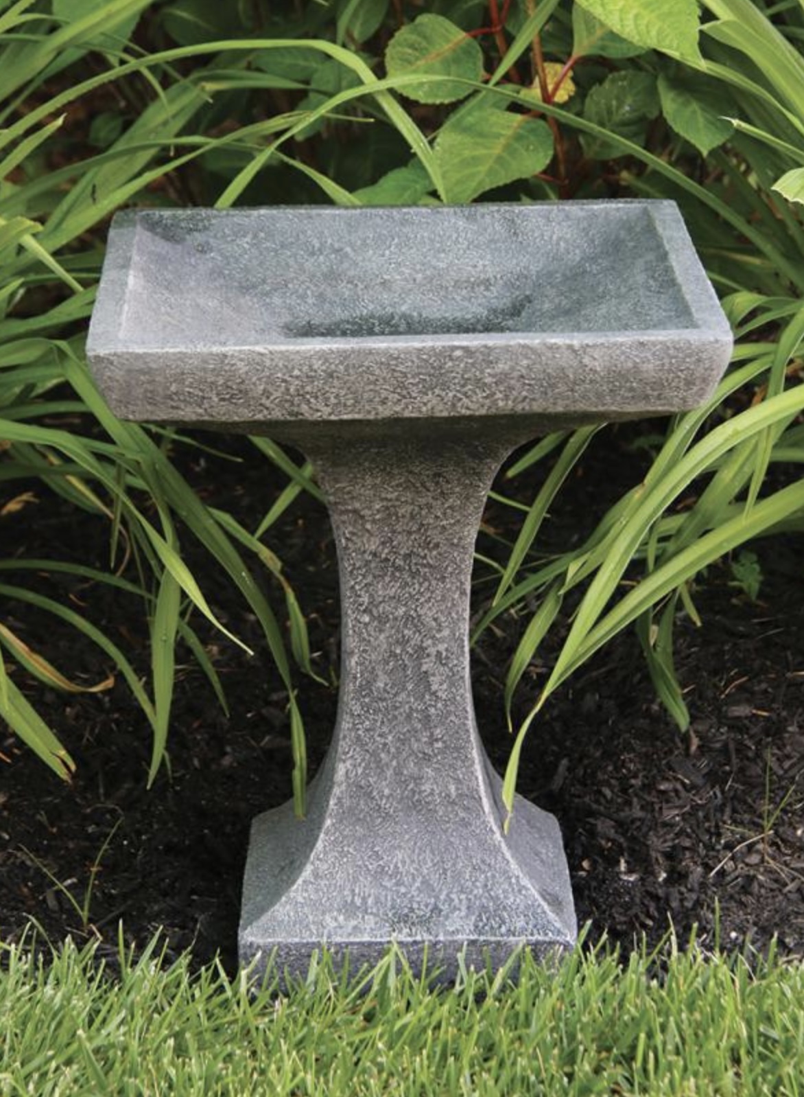 Petite One-Piece Square Bird Bath