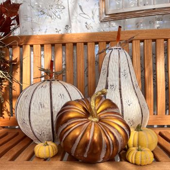 DECORATIVE PUMPKINS