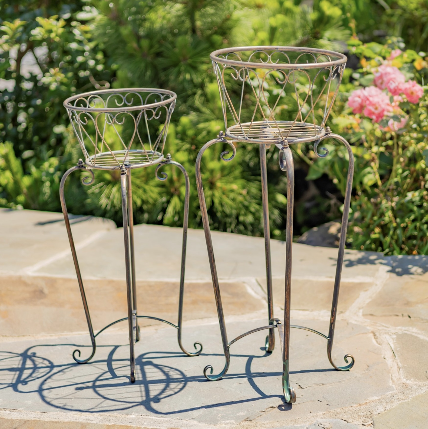 "Medellín 1972" Flower Basket Plant Stand