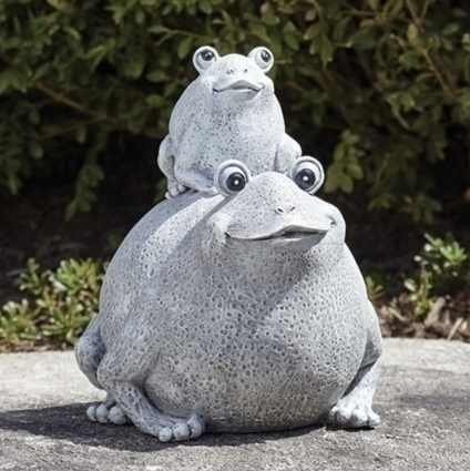 Frog & Baby Frog Statue