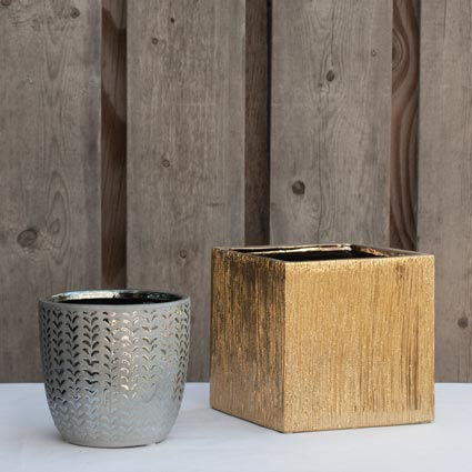 METALLIC FINISH CONTAINERS