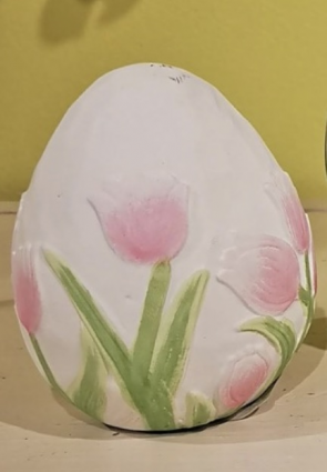 Small Egg with Tulips