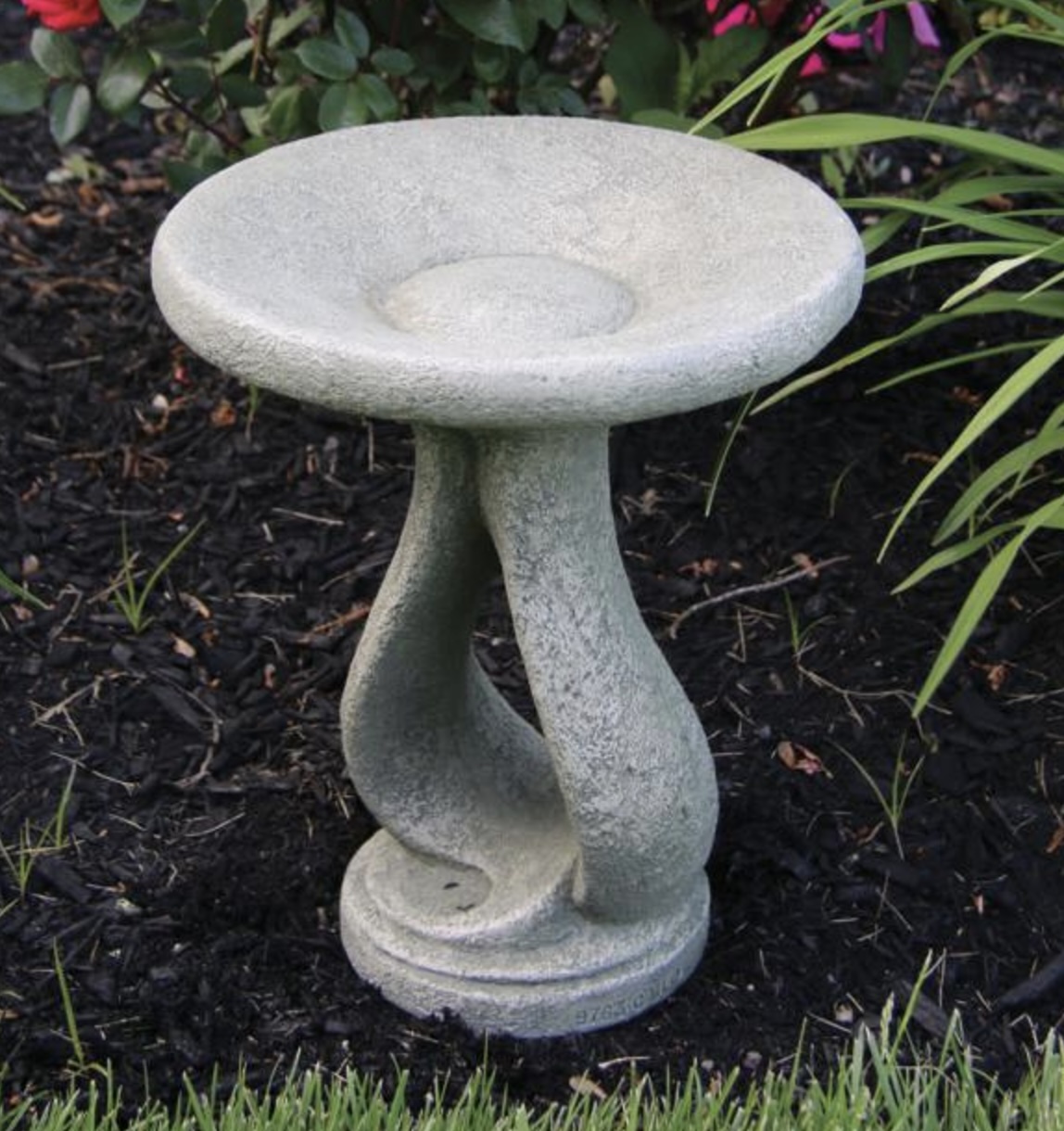 Petite One Piece Ribbon Birdbath
