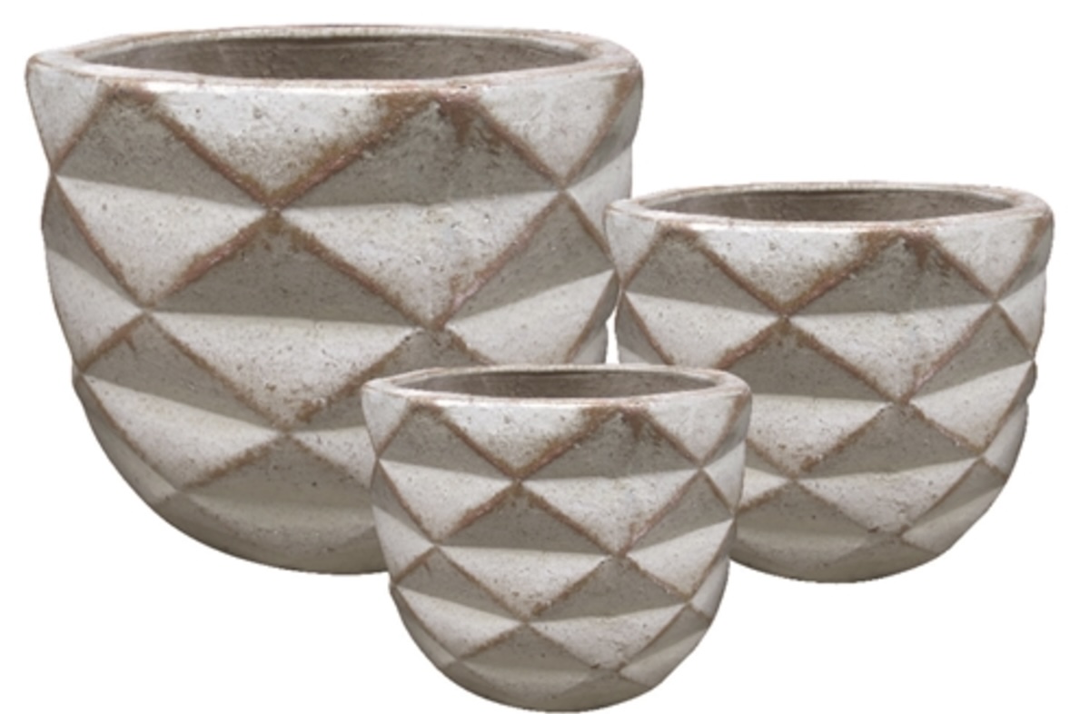 Antique White Diamond Pot 14.25"