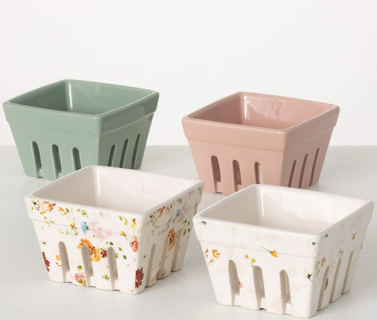 Berry Bowl Container 4" (Sold Separately)