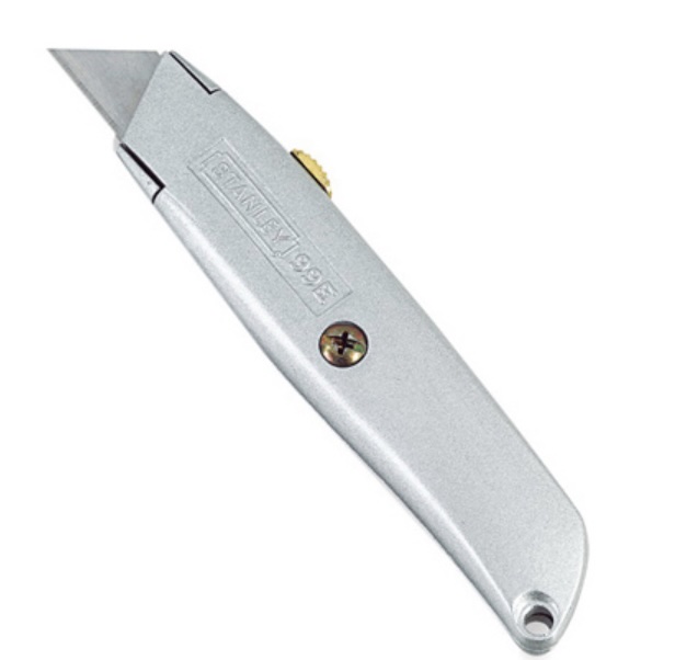 UTLITY KNIFE RETRACTABLE 6"