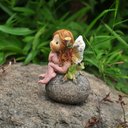 Little Fairy & Frog on Stone