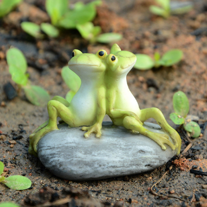 FROG FRIENDS ON STONE