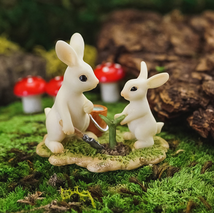 BUNNY GARDENER PLANTING W/BABY