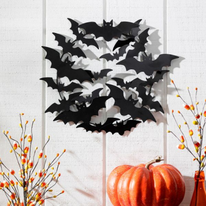 Metal Bat Wreath 19"