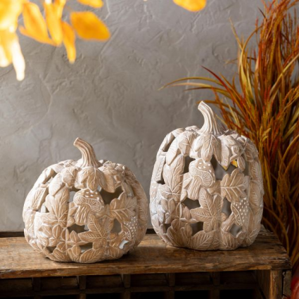 Maple Leaf and Mushroom Pumpkin (sold separately)