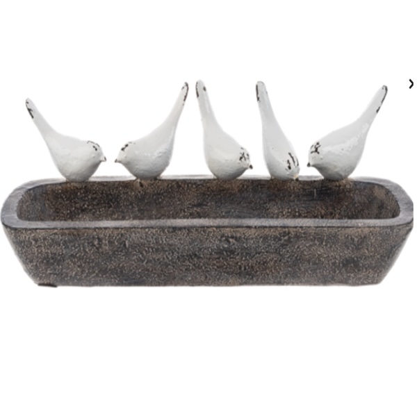 Vintage-Inspired Resin Bird Feeder