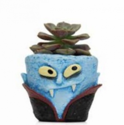 PLANTER, COUNT SUCCULA VAMPIRE