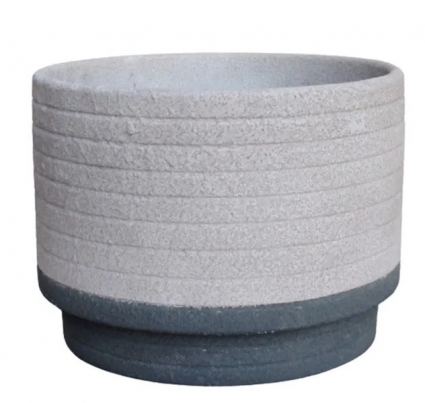 Harmony Pedestal Pot Bisque / Charcoal