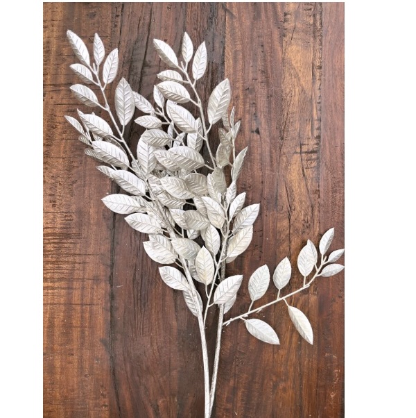 Leaf Christmas Spray 25"